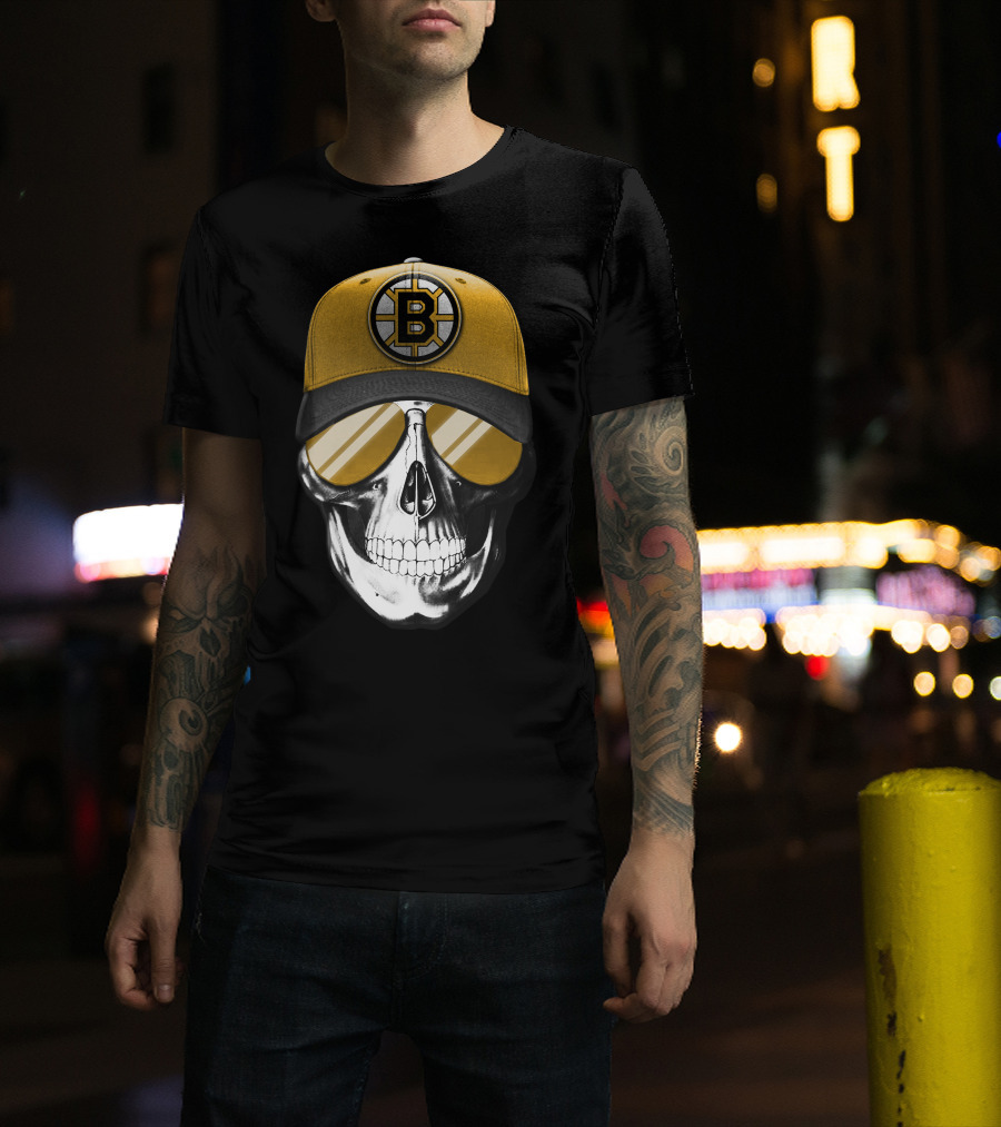Skull In Yellow Boston Bruins Cap And Sunglasses T-Shirt
