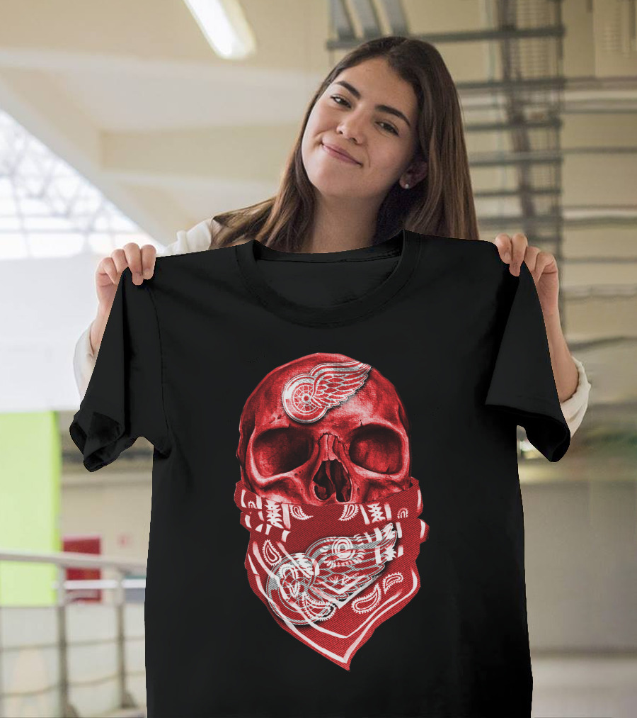 Skull With Detroit Red Wings Bandana T-Shirt