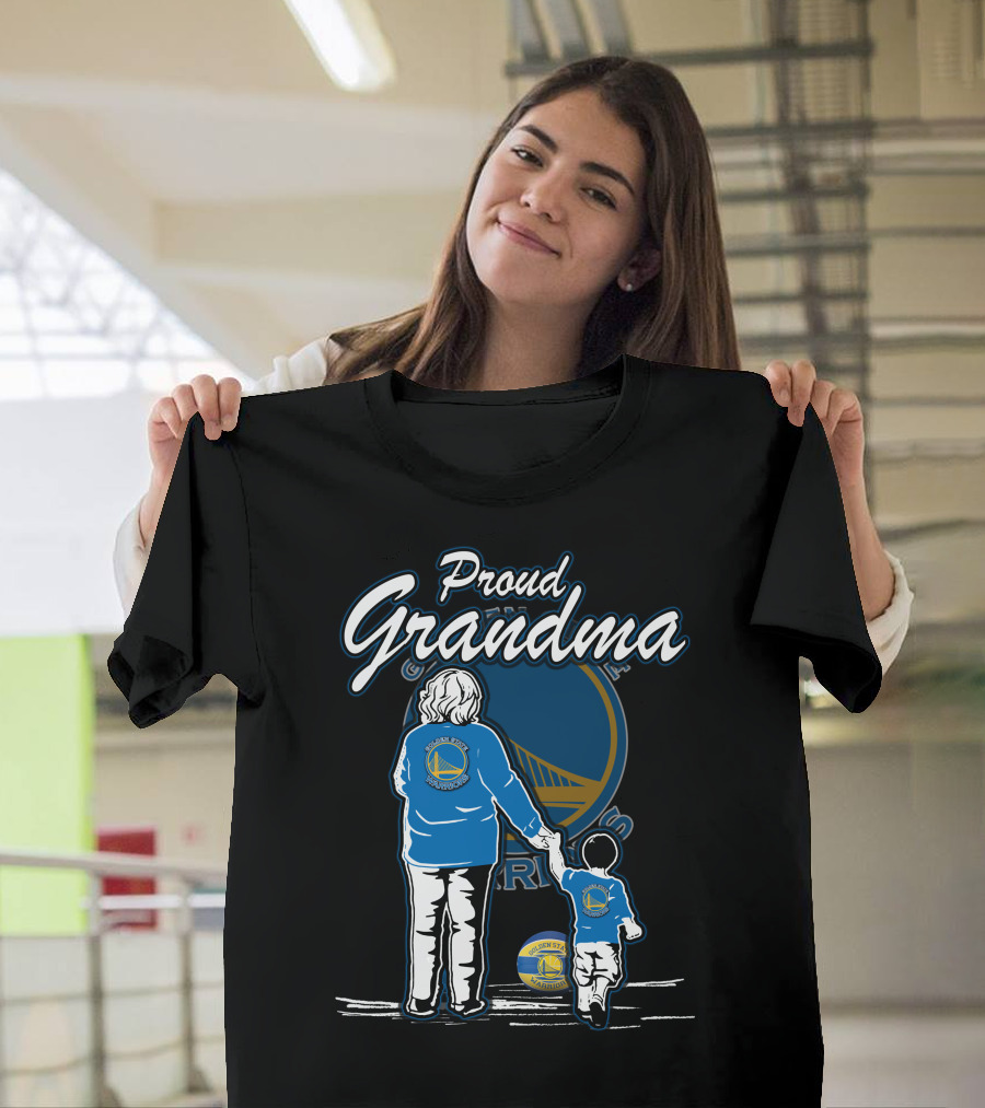 Proud Grandma Golden State Warriors Fan Family T-Shirt