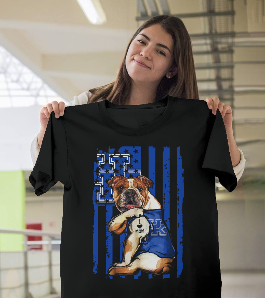 Bulldog Wearing Kentucky Wildcats Blue Jersey American Flag Background T-Shirt
