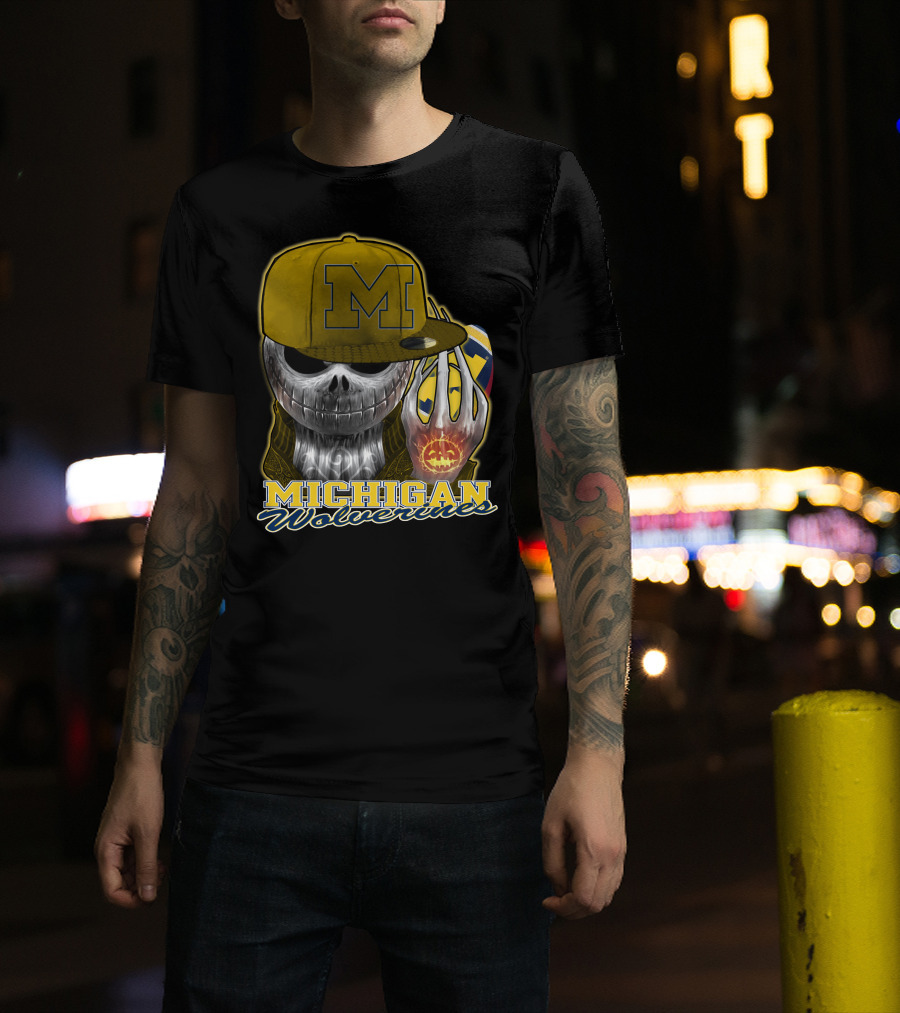Jackskull Michigan Wolverines Halloween Skull With Wolverine Colors And Cap T-Shirt