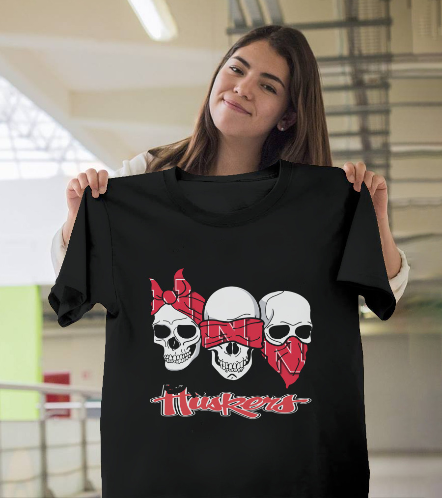 3 Skull Huskers Nebraska Cornhuskers T-Shirt
