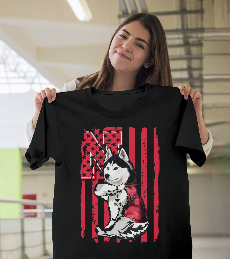 Siberian Husky Nebraska Cornhuskers I Love Mom American Flag T-Shirt