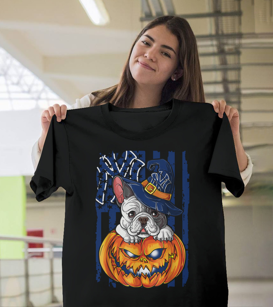 Hlw Bulldog New York Yankees Pumpkin Halloween Magic Hat T-Shirt