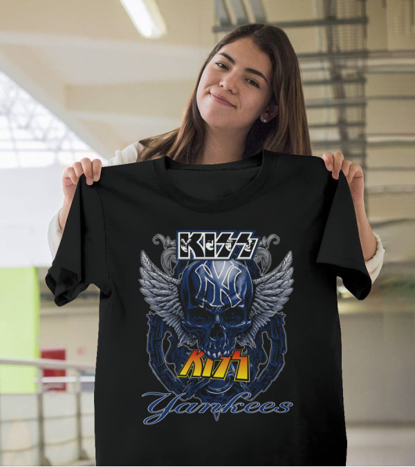 KISS Yankees Skull Wings T-Shirt