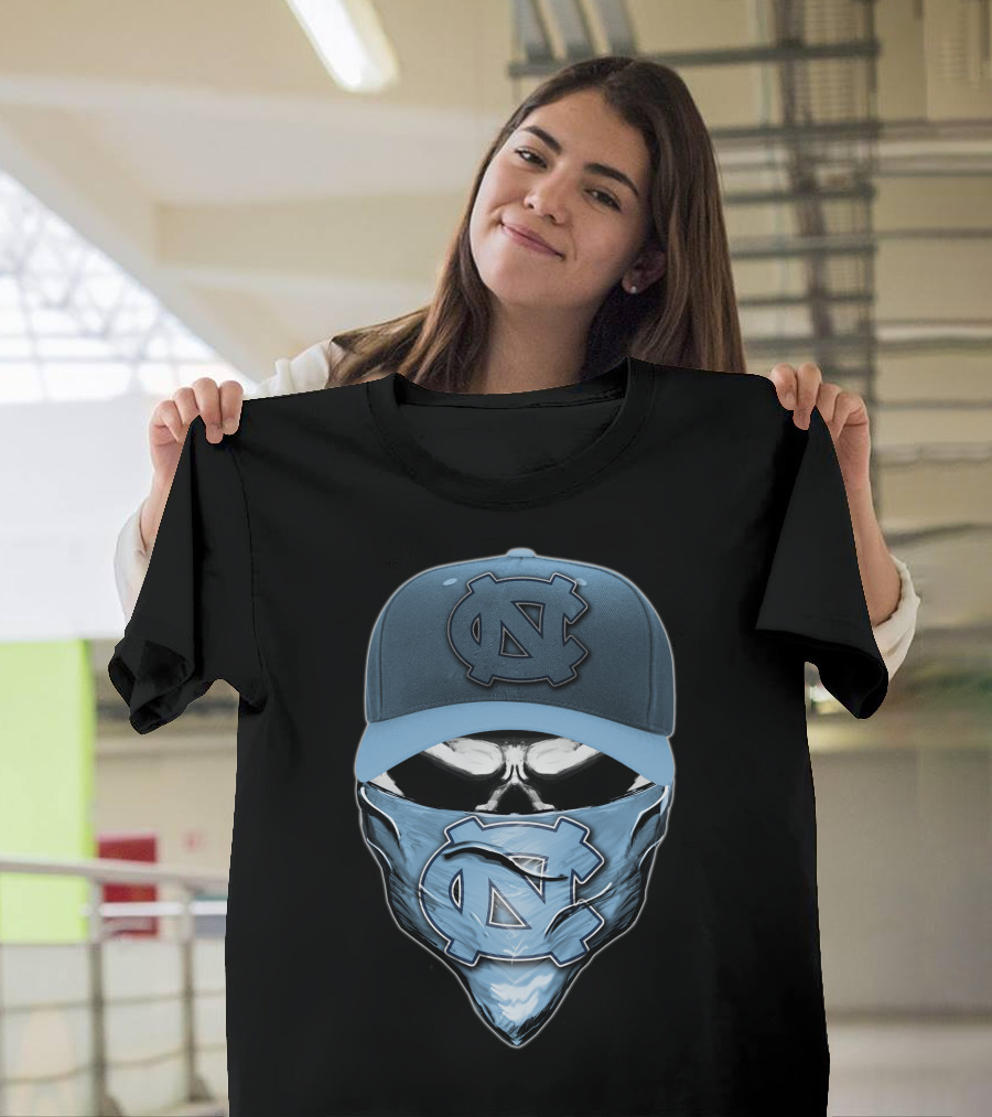 North Carolina Tar Heels Skull Emblem T-Shirt