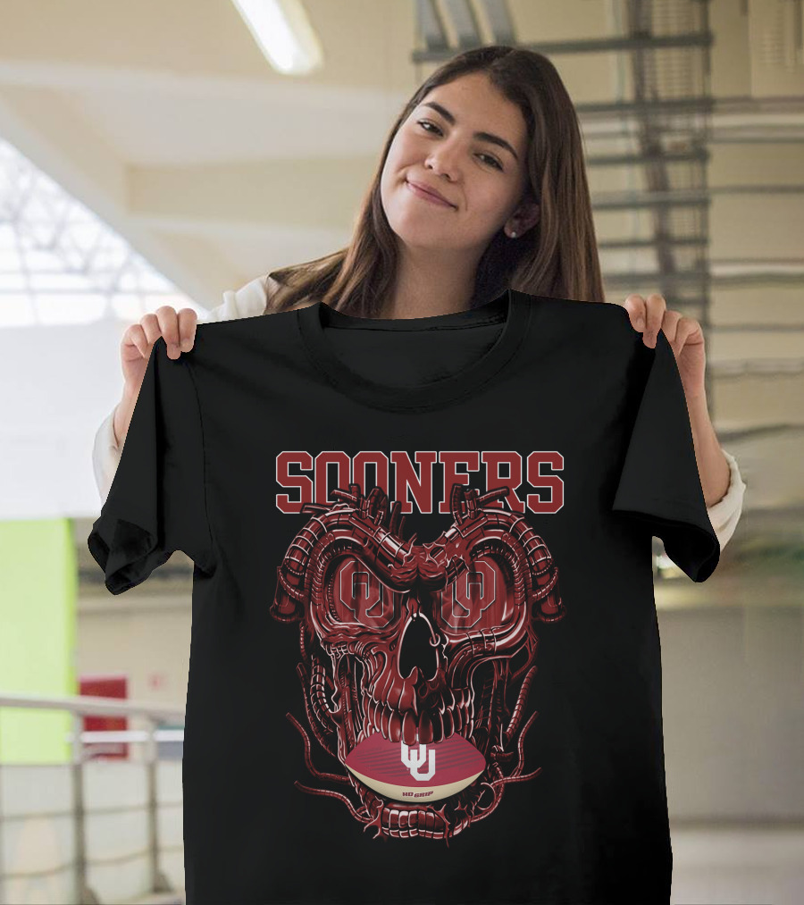 Sooners Dragonskull Football OU Logo Skull T-Shirt