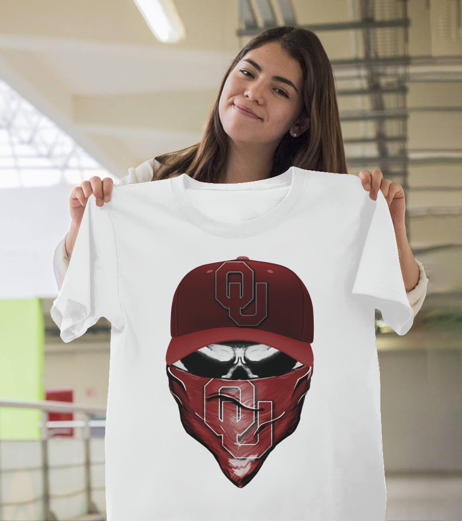 OU Skull Red Cap Bandana Oklahoma Sooners T-Shirt
