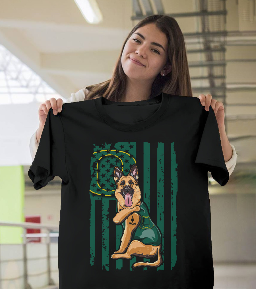 German Shepherd Oregon Ducks I Heart Mom Green Flag T-Shirt