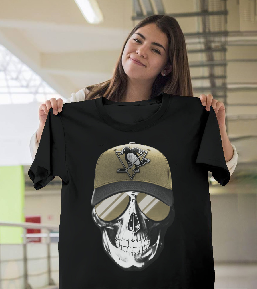 Pittsburgh Penguins Skull Hat Hockey Fan T-Shirt