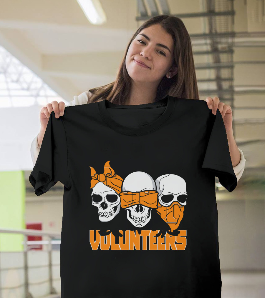 3 Skull Tennessee Volunteers T-Shirt