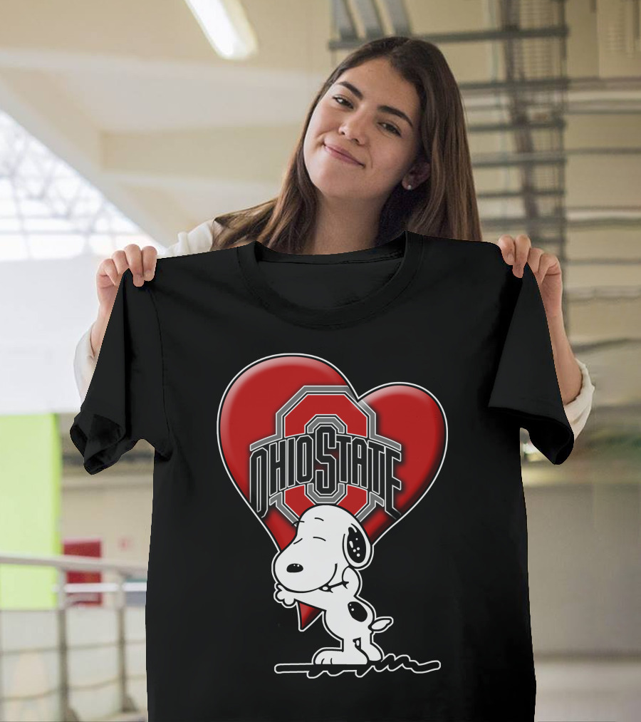 Snoopy Hugging Ohio State Buckeyes Heart T-Shirt