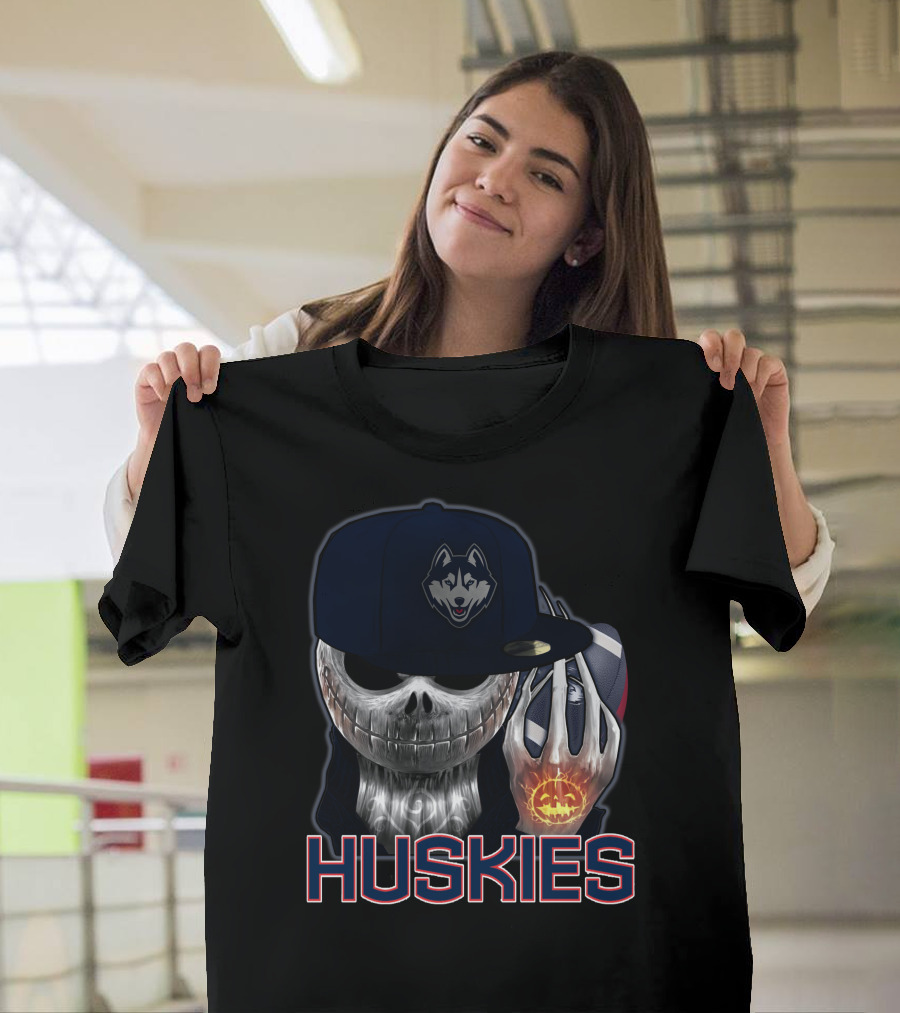 Jackskull Huskies Basketball Halloween Huskies T-Shirt