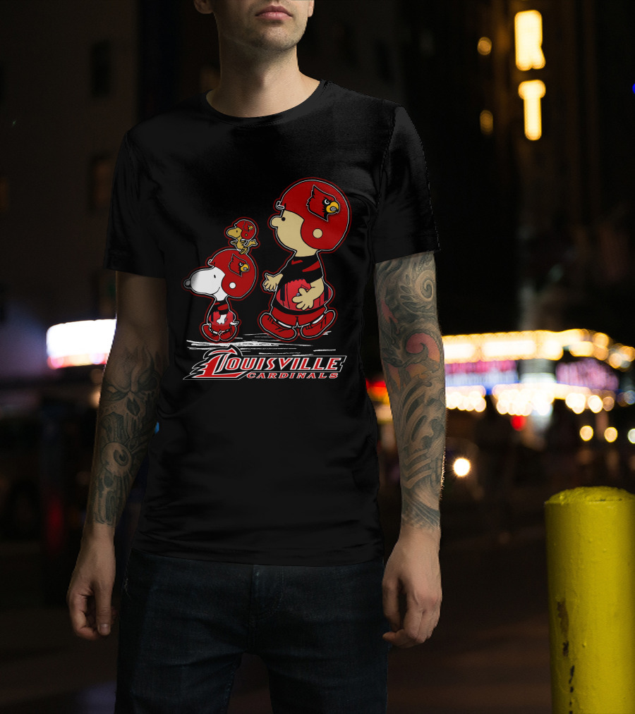 Snpfootball Louisville Cardinals Charlie Brown And Snoopy T-Shirt