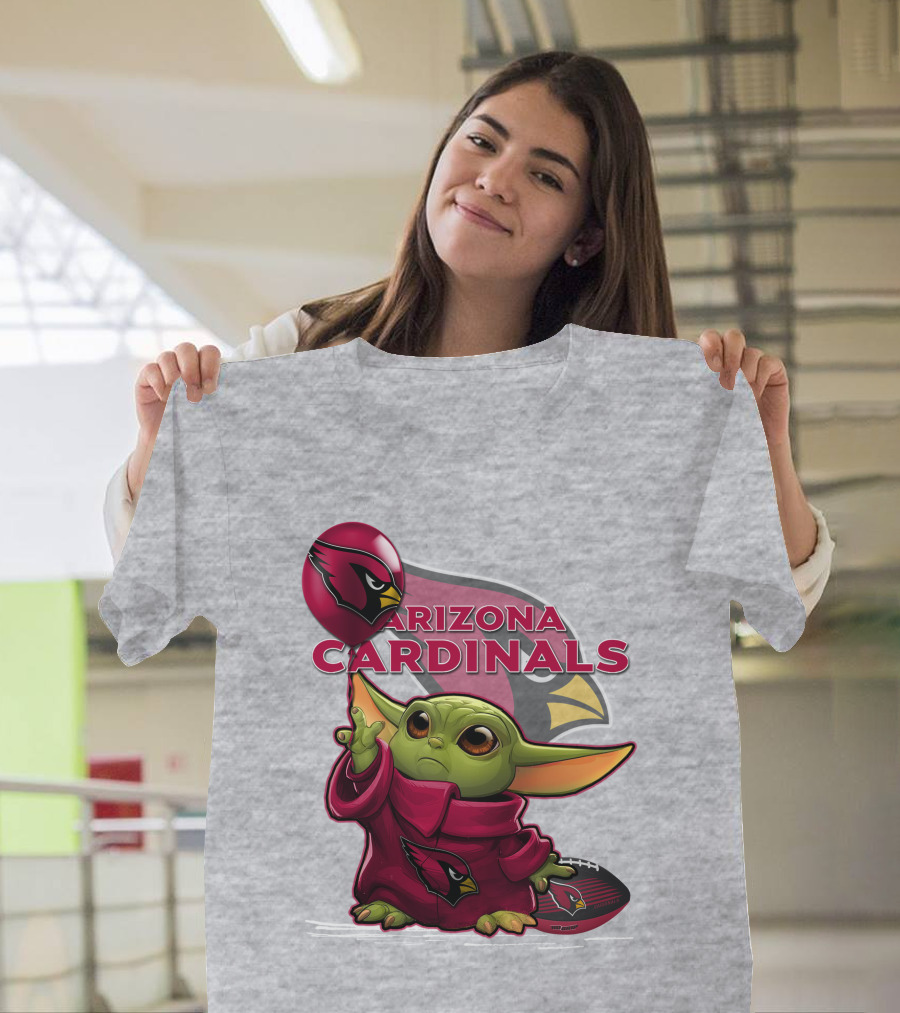 Yoda Holding Arizona Cardinals Balloon And Football With Team T-Shirt