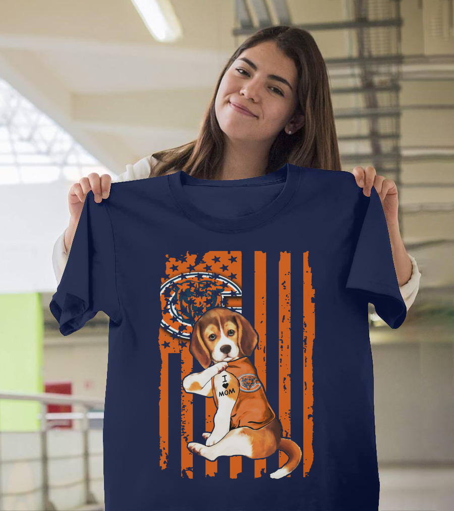 Beagle I Love Mom Chicago Bears Fan Flag T-Shirt