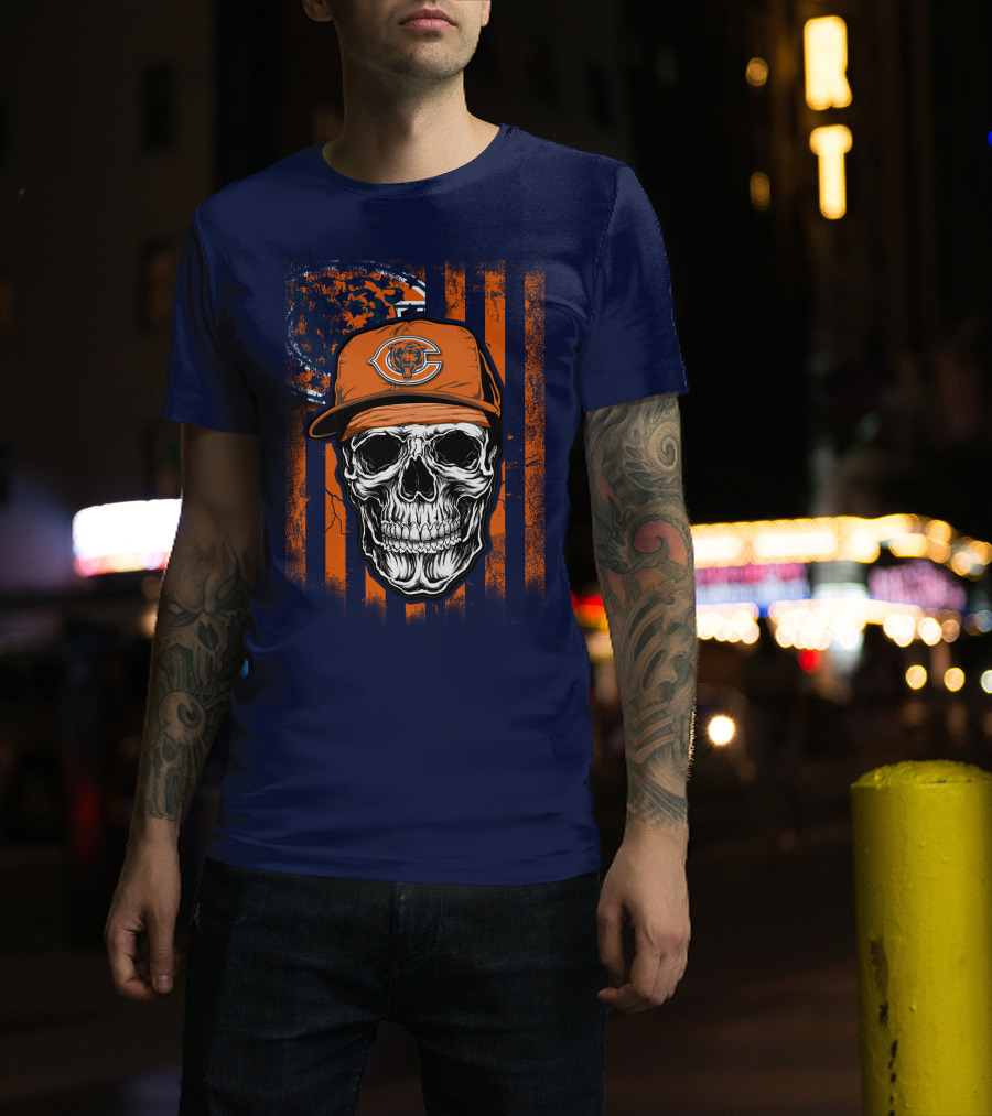 Skull V1 Chicago Bears Fan Skull Wearing Team Cap With Logo And Flag T-Shirt