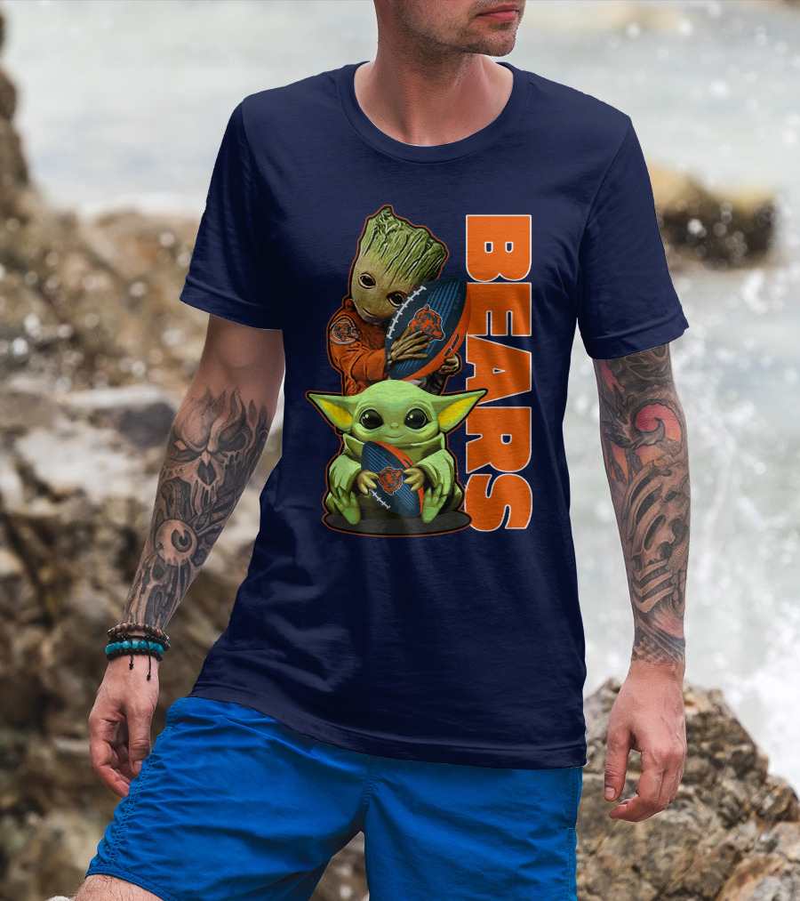 Grzd CHICAGO BEARS Baby Groot And Baby Yoda Football T-Shirt