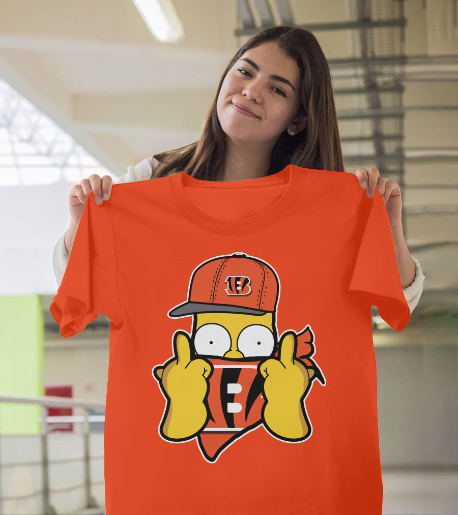 Cincinnati Bengals Fan Cartoon Character With Logo Cap And Scarf T-Shirt