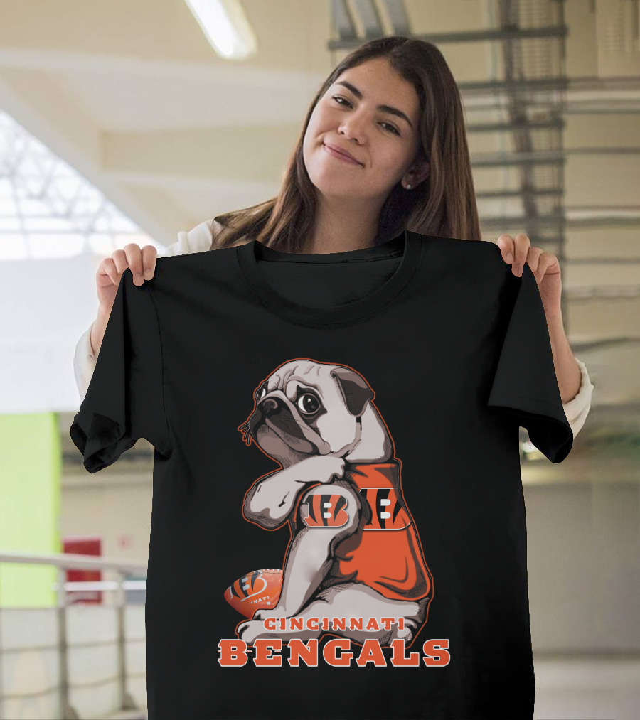 Cincinnati Bengals Pug Football T-Shirt