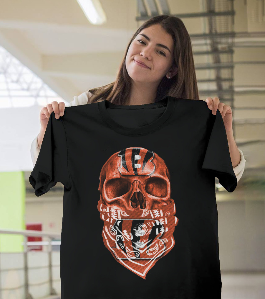 Cincinnati Bengals Skull Bandana Fan T-Shirt