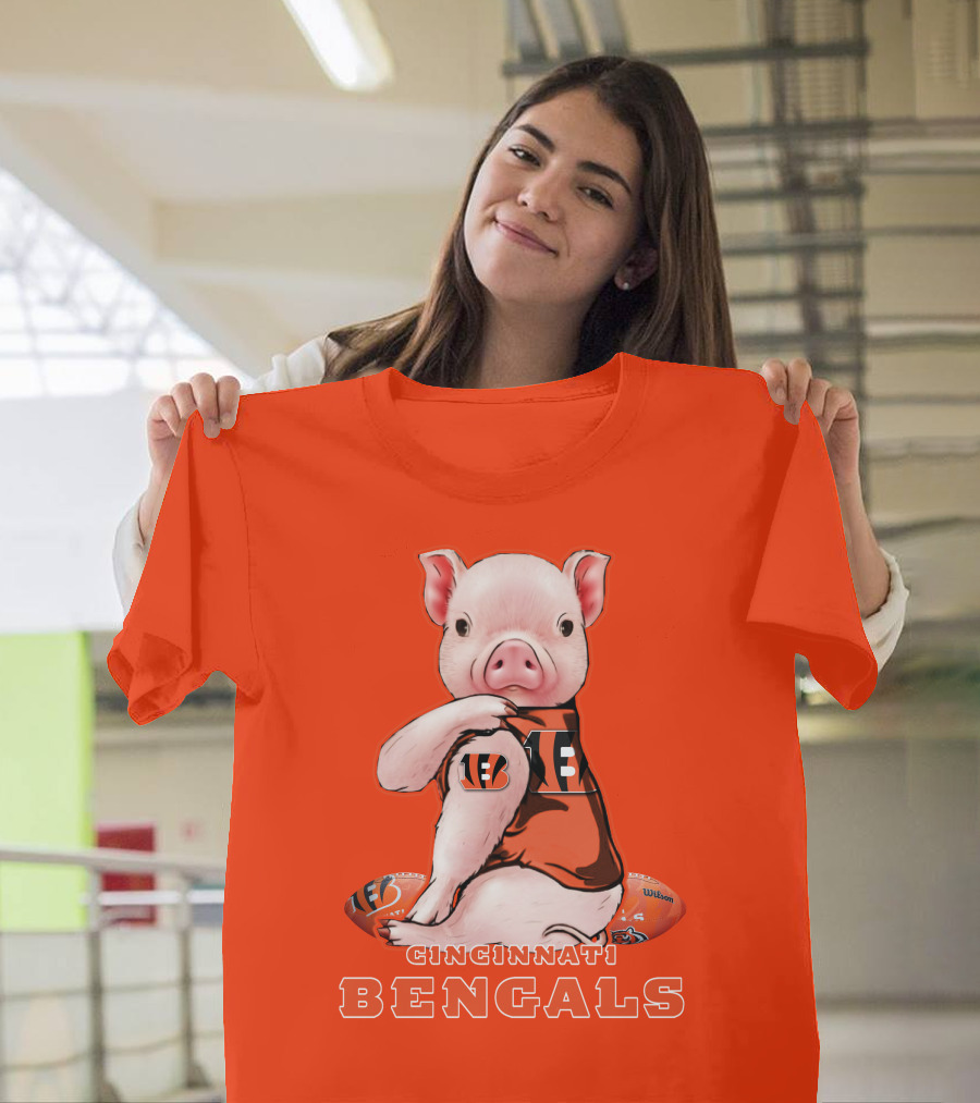 Cincinnati Bengals Pig With Football T-Shirt