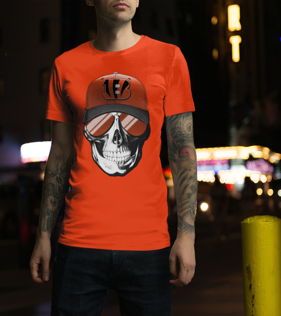 Cincinnati Bengals Skull With Team Logo Hat And Sunglasses T-Shirt