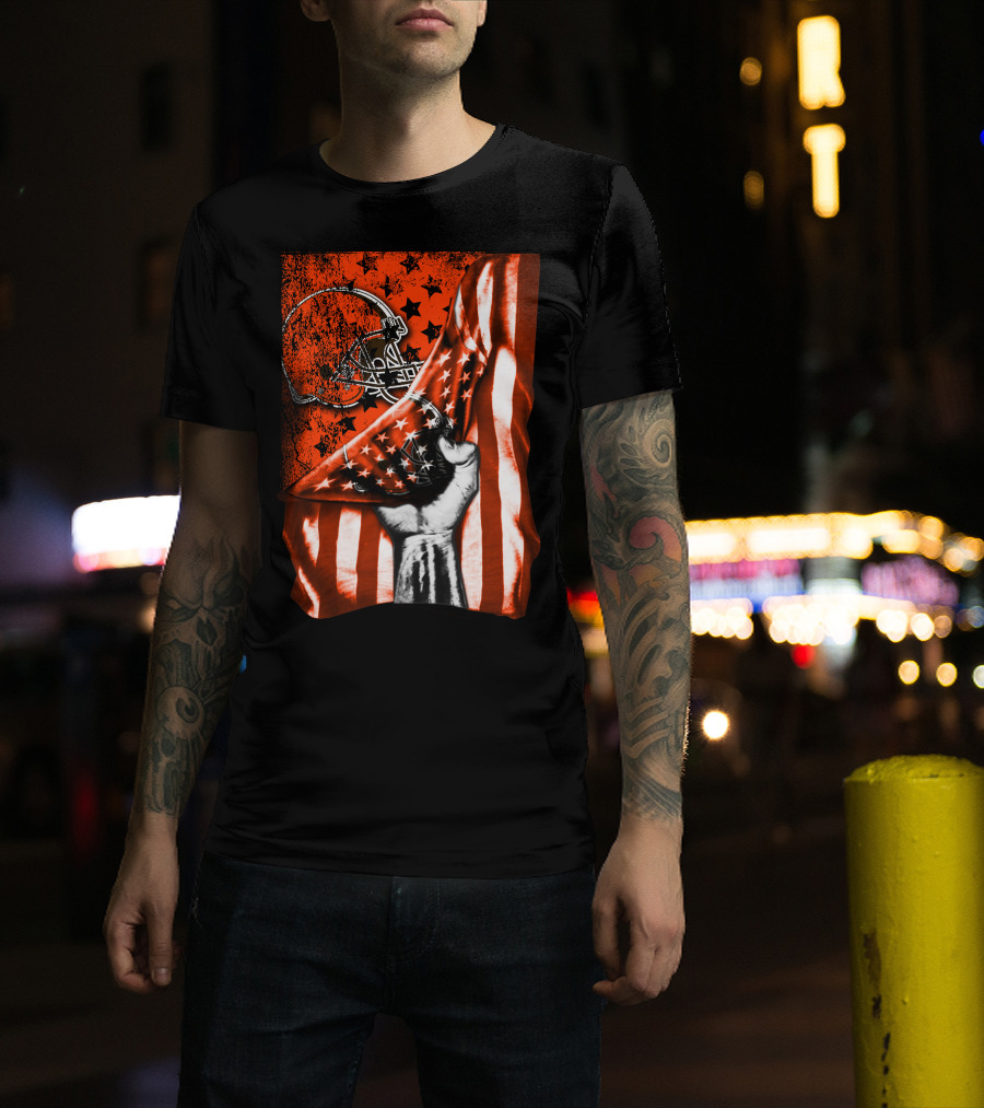 Cleveland Browns Football Helmet American Flag Fist T-Shirt