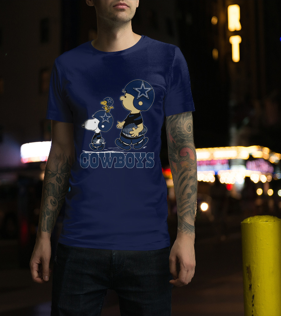 Snoopy Charlie Brown Dallas Cowboys Football Stars T-Shirt