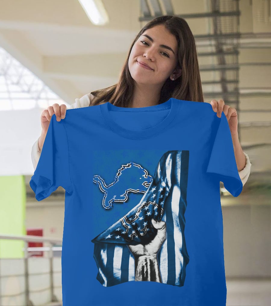 Flag Detroit Lions Stars Hand Lion T-Shirt