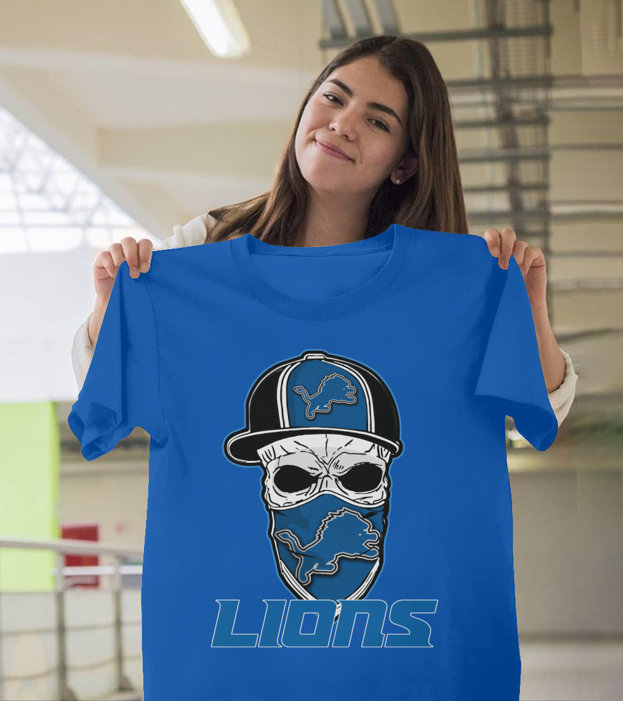 Detroit Lions Skull Hat Face Cover LIONS T-Shirt