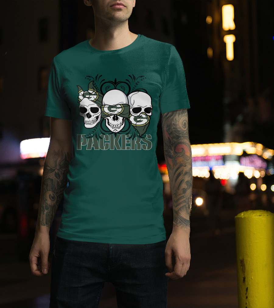 Packers Three Skulls With Green Bay Bandanas T-Shirt