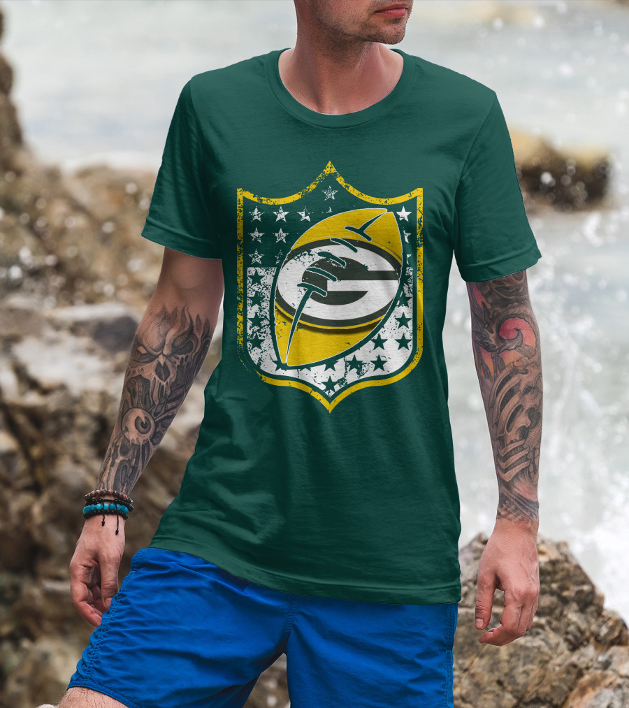 Green Bay Packers 33 Vintage Shield Football T-Shirt
