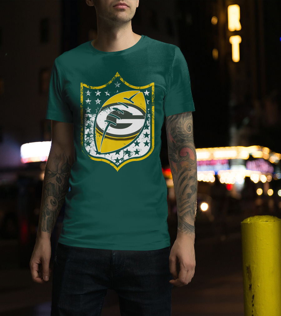 Green Bay Packers 33 Vintage Shield Football T-Shirt