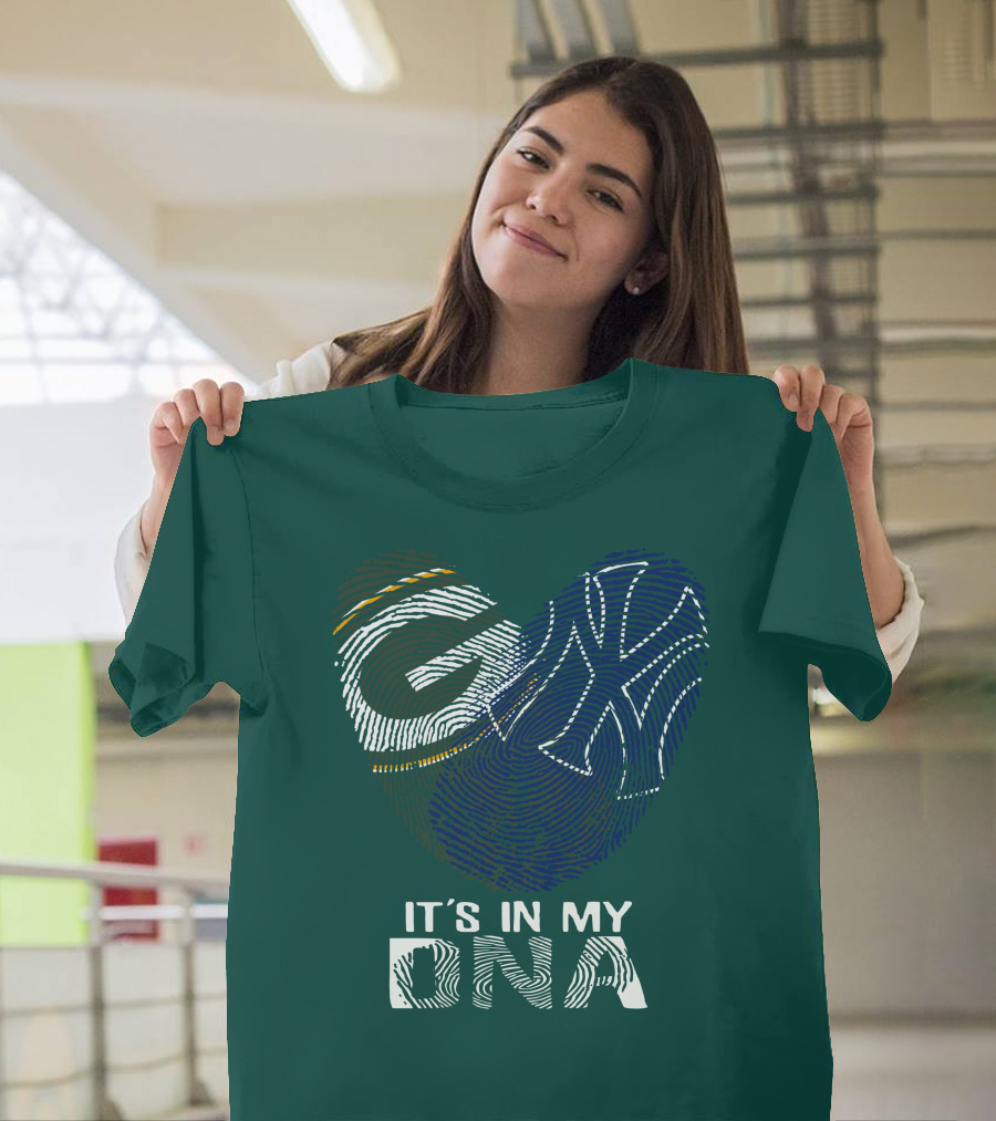 Green Bay Packers 40 It's In My Dna T-Shirt
