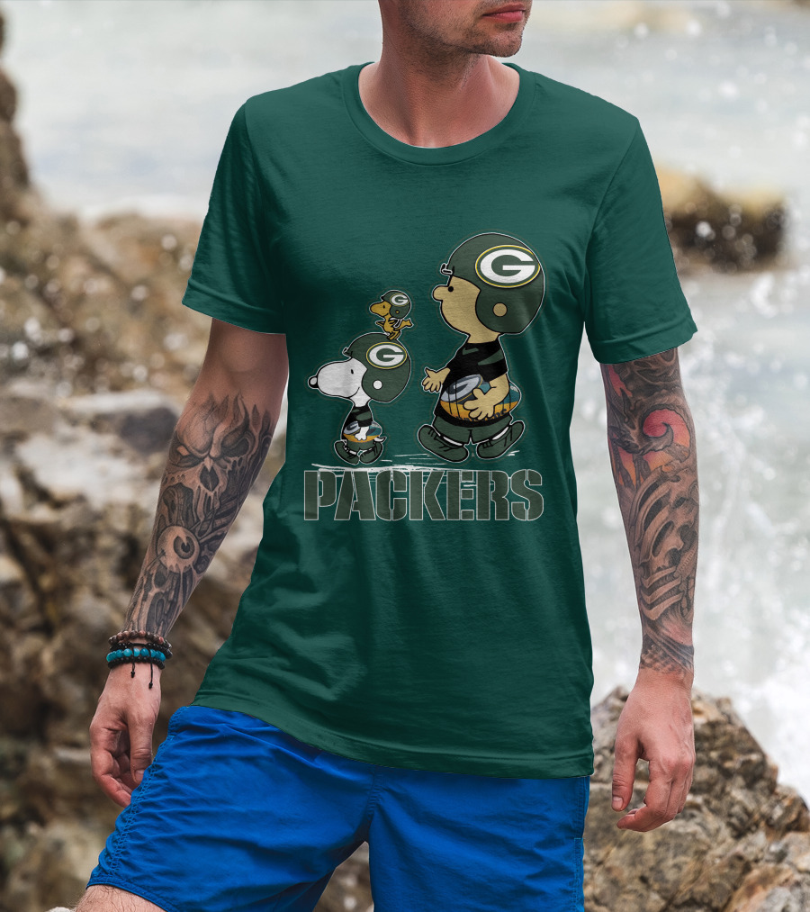 Snpfootball Green Bay Packers Peanuts Characters T-Shirt