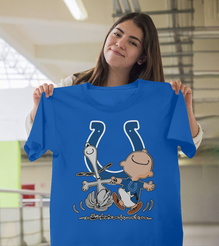 Indianapolis Colts Snoopy And Charlie Brown Dancing T-Shirt