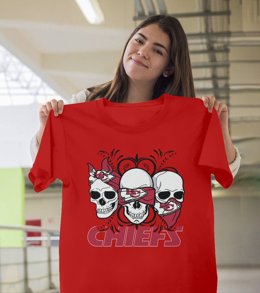 Kansas City Chiefs 3 Skull Bandanas T-Shirt