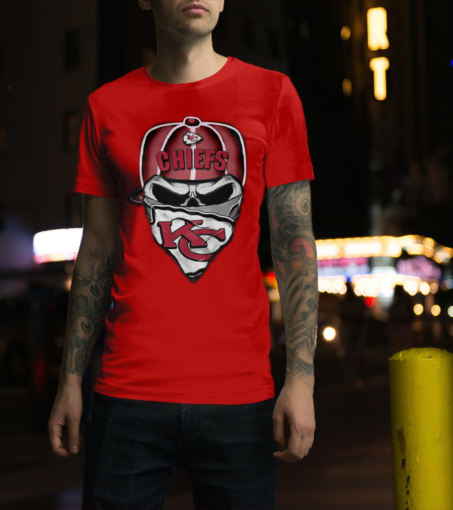 Kansas City Chiefs Skull Bandana Logo Cap T-Shirt