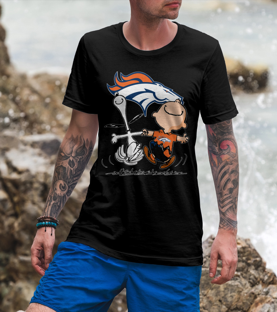 Snoopy Charlie Brown Dancing With Denver Broncos T-Shirt