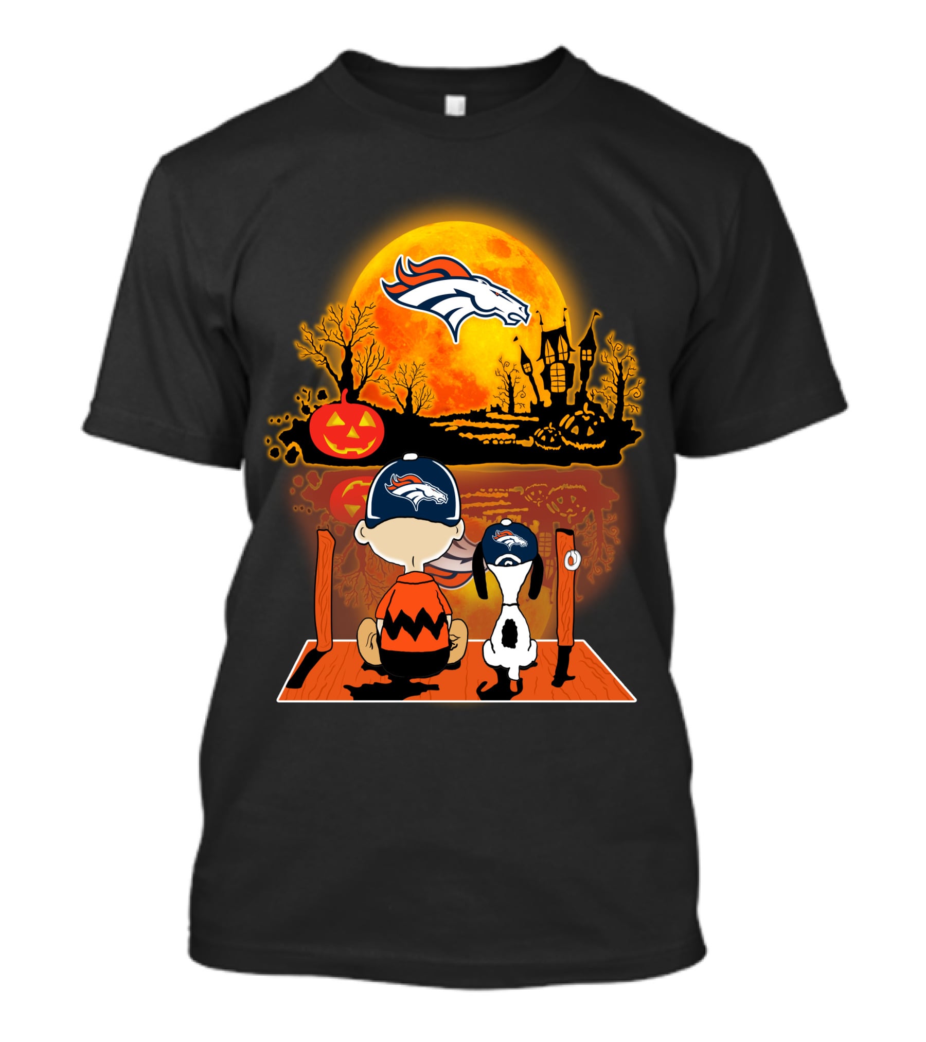 Denver Broncos Snoopy And Charlie Brown Halloween Pumpkin Moon Scene T-Shirt