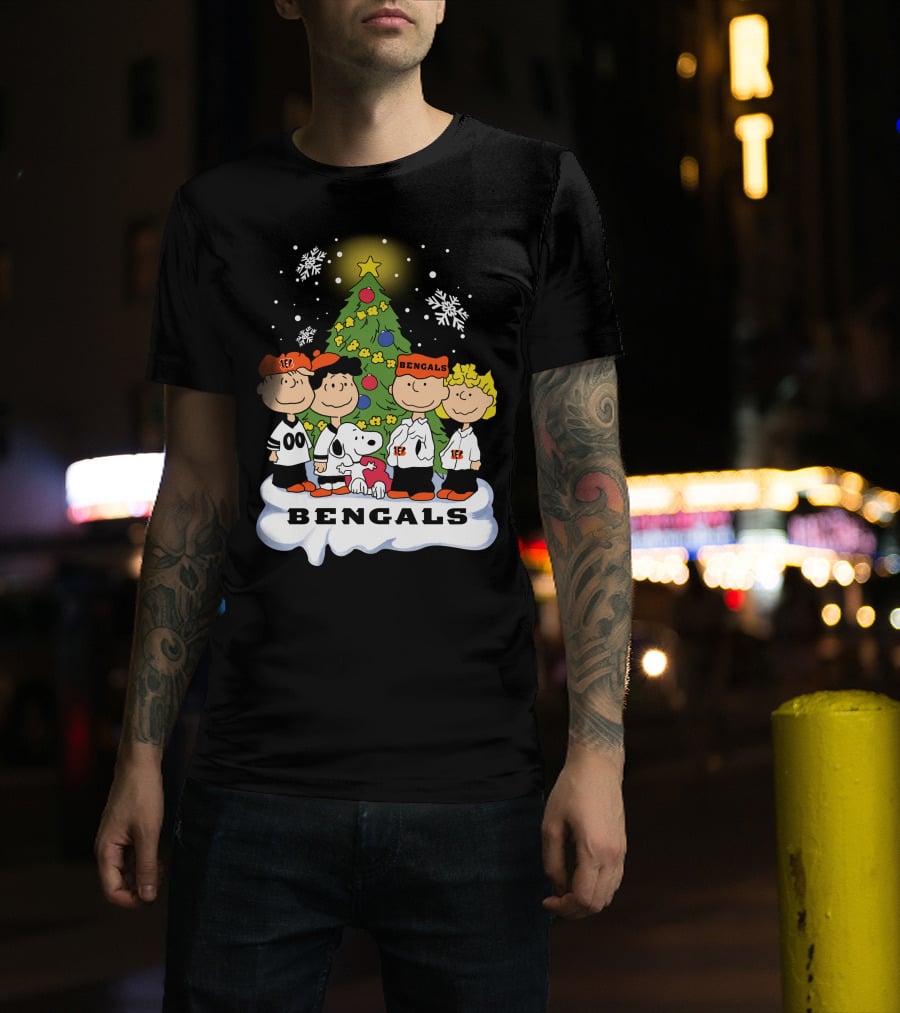 Snoopy Bengals Christmas Tree Peanuts Characters T-Shirt
