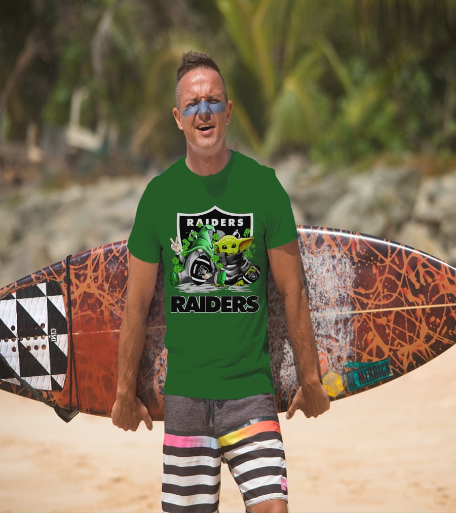 Raiders St. Patrick’s Day Football Gnome And Baby Alien With Clover Footballs T-Shirt