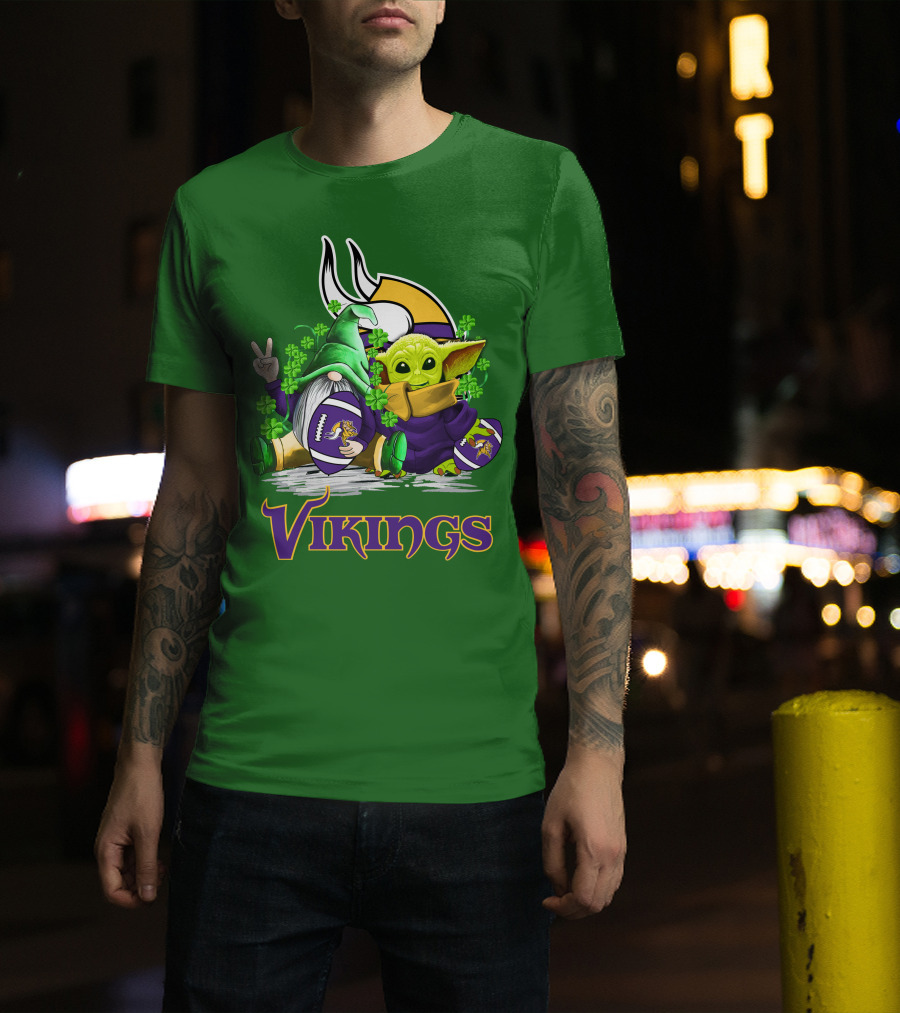 Vikings St. Patrick's Day Gnome And Green Alien With Football T-Shirt