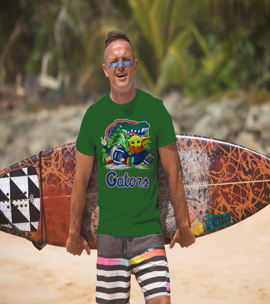 Florida Gators Football St. Patrick's Day Gnome And Baby Alien T-Shirt