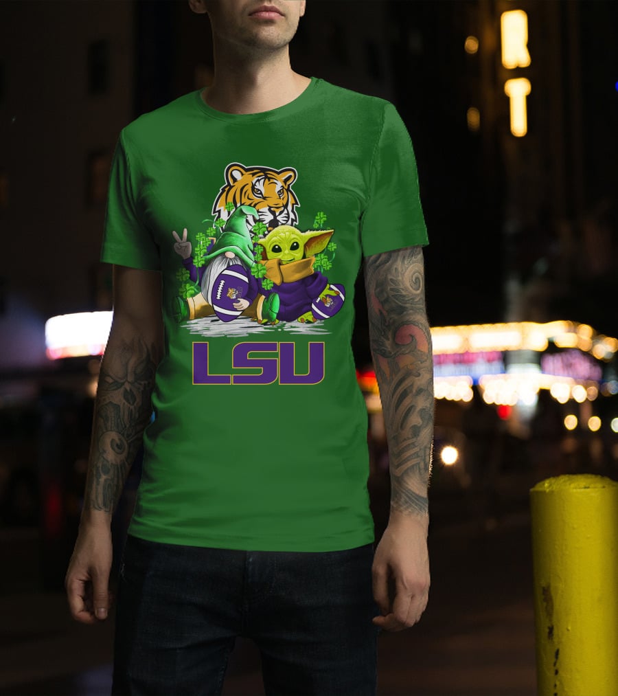 LSU Tigers Football St. Patrick's Day Gnome And Baby Alien With Shamrocks T-Shirt