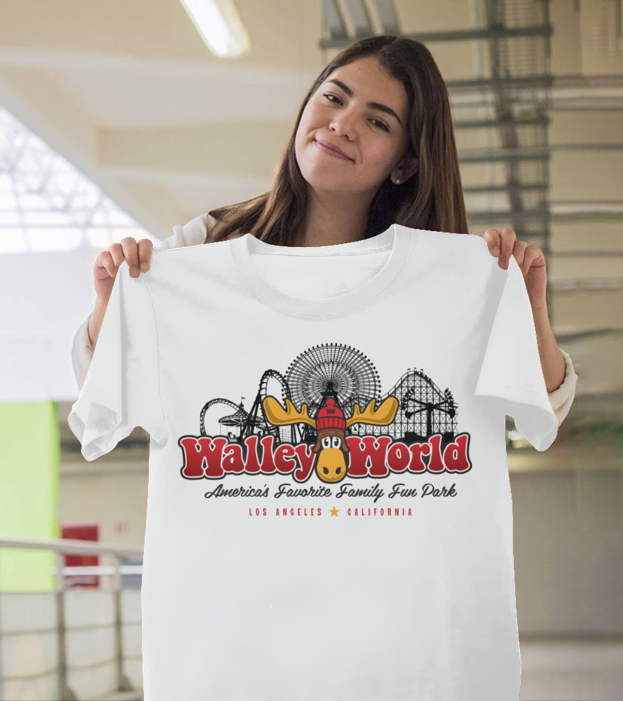 Walley World Los Angeles California Moose Ferris Wheel Roller Coaster T-Shirt