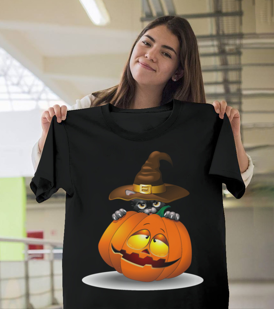 Friendly Black Cat in Witch Hat with Grinning Pumpkin T-Shirt