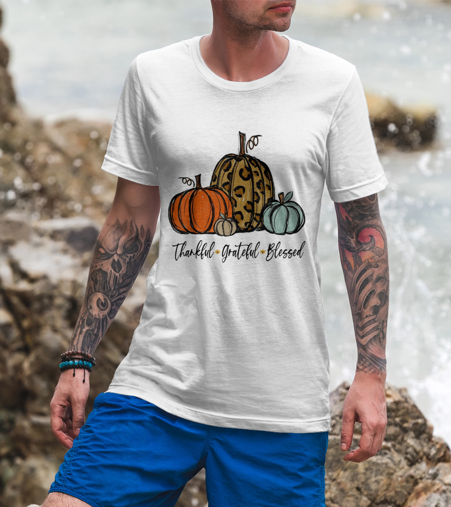 Thankful Grateful Blessed Leopard Print Pumpkin Thanksgiving Day T-Shirt