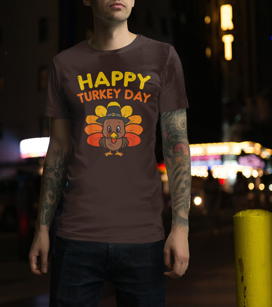 Happy Turkey Day Cute Thanksgiving Pilgrim Turkey T-Shirt